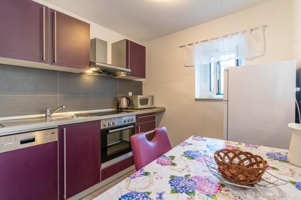 Apartment Jurasic Orlec Buitenkant foto