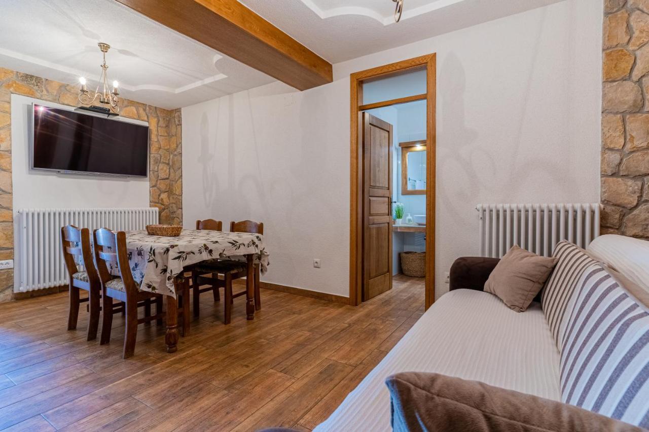 Apartment Jurasic Orlec Buitenkant foto